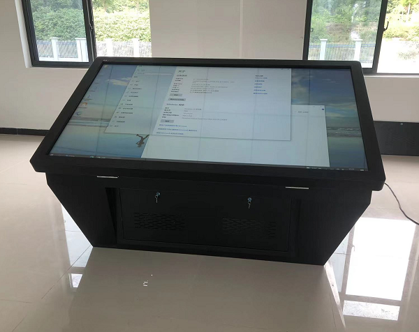 86寸升降功能觸摸一體機(jī)應(yīng)用于馬鞍山武警部隊(duì)